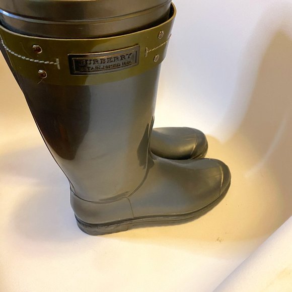 Burberry Rain Boots - Picture 1 of 4